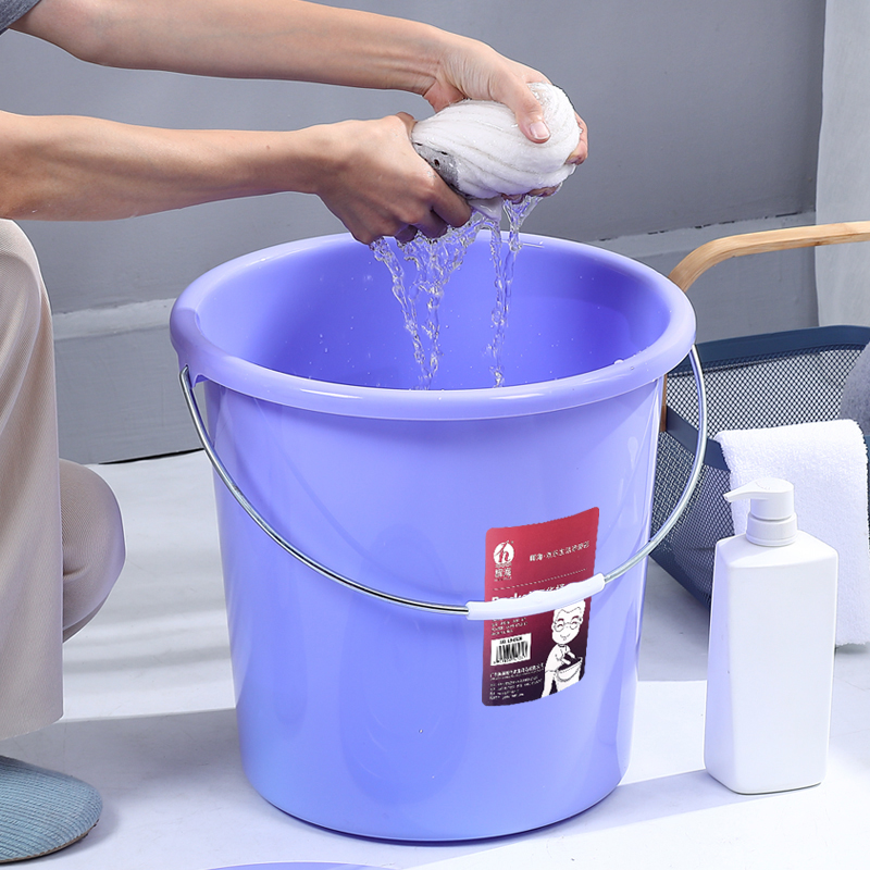 大容量加厚提手塑料水桶学生宿舍家用大号圆桶储水洗澡洗衣洗澡桶