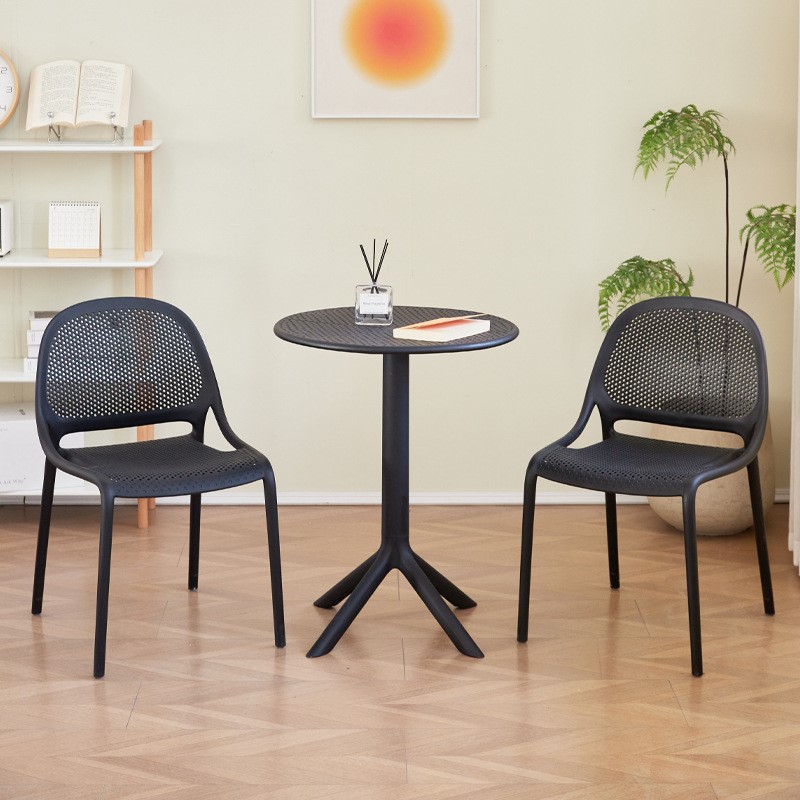 简约塑料餐桌户外茶几彩色圆台咖啡桌家用小户型洽谈镂空洞洞圆桌