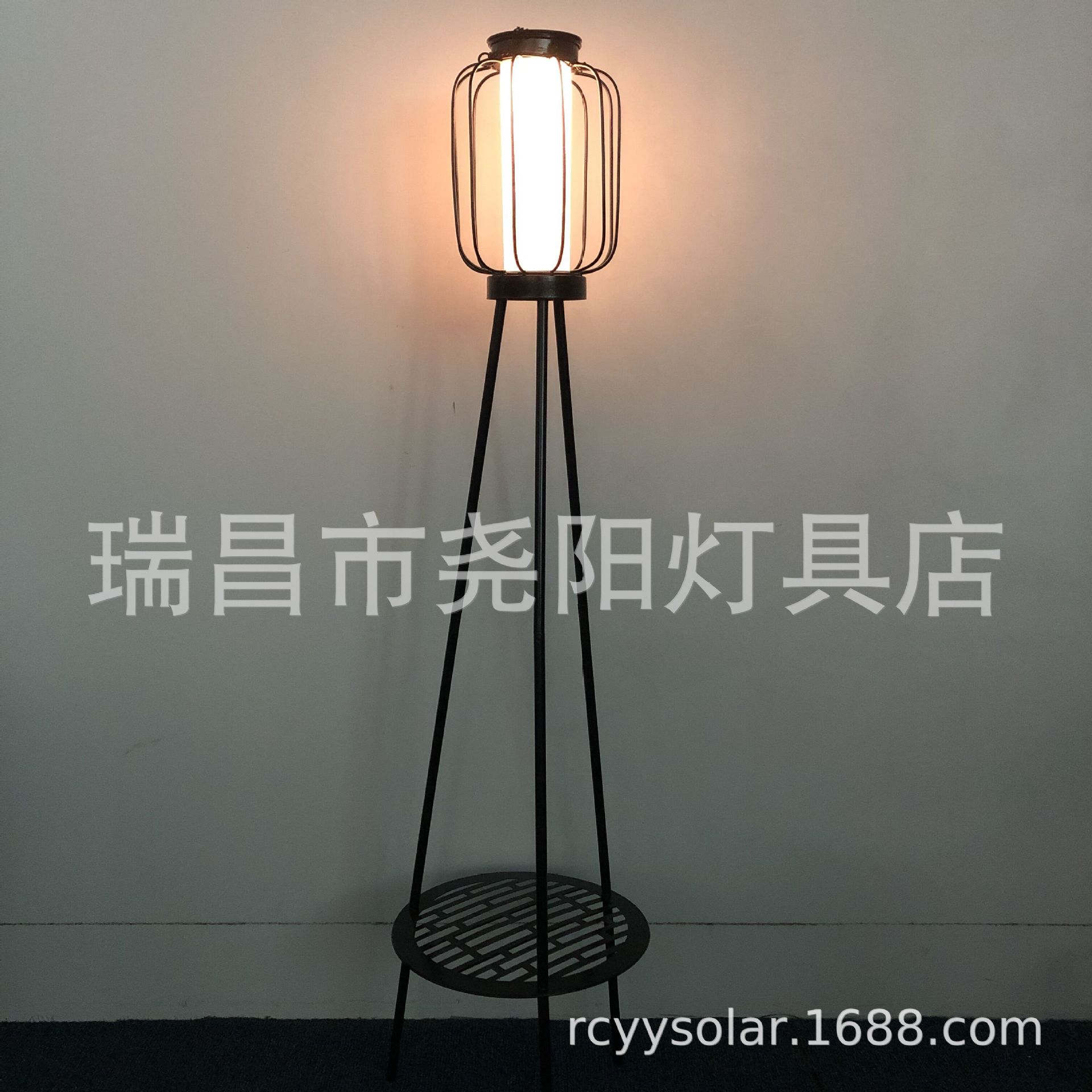 太阳能铁艺灯笼花架多功能庭院灯户外别墅花园草坪装饰灯厂家供应