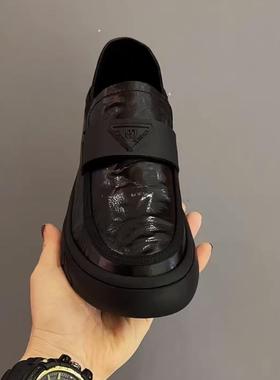 97765春季新款纯皮休闲一脚蹬圆头时尚无胶上线工艺软底皮鞋男