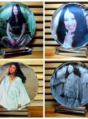 三毛纪念品陈懋平礼物女作家礼品人偶模型装饰品收藏摆设水晶摆件