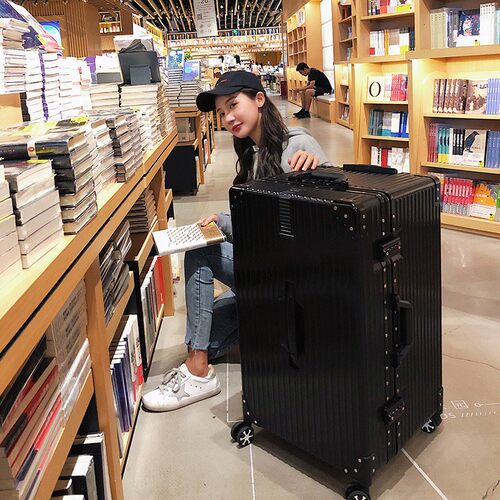 加厚行李箱万向轮静音新款大容量