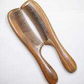爆款 厂家直销云衡精品大号长柄绿檀木头梳子防静电顺发手柄檀木梳