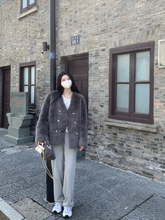 tina家皮草直销2023新款 托卡仿狐狸毛皮毛一体大衣女V领显瘦外套