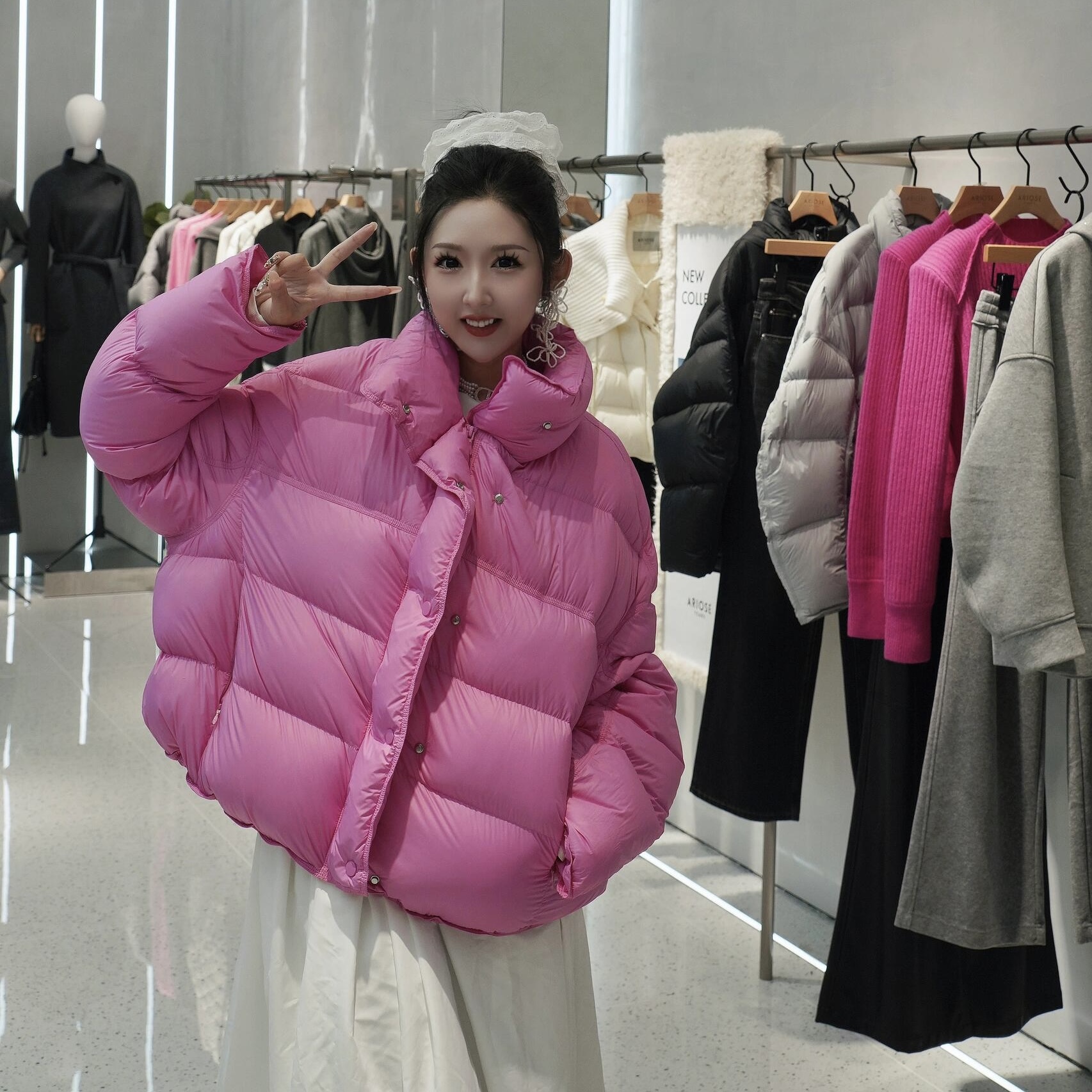 立领时尚保暖白鸭绒短羽绒服女