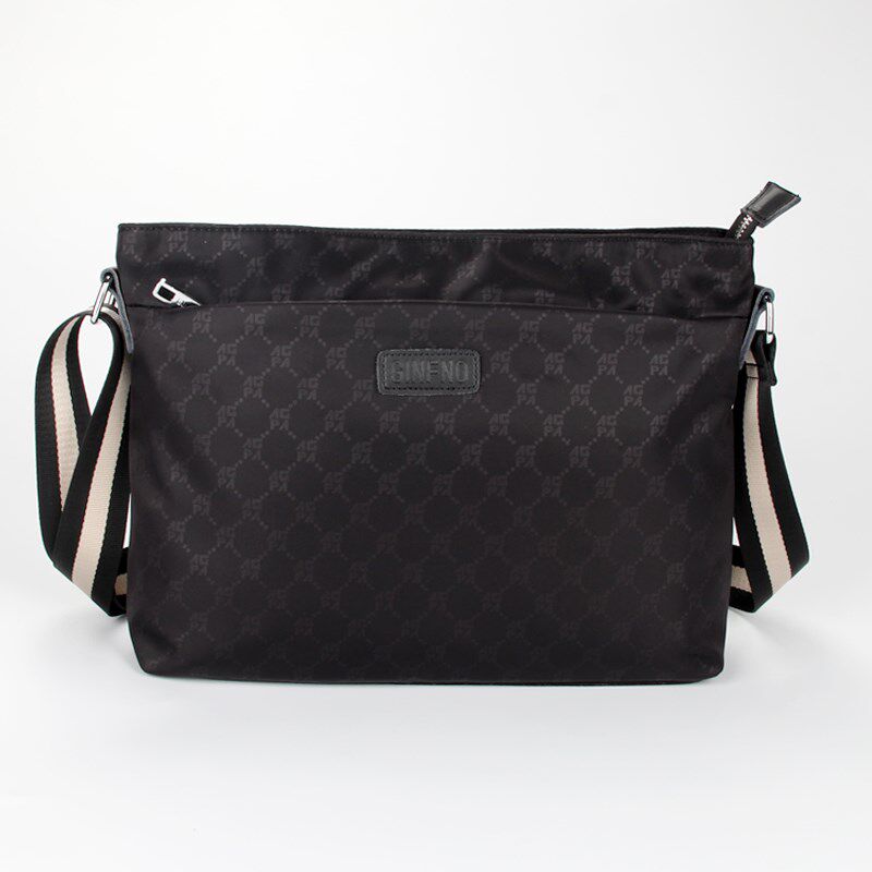 新款男士单肩字母斜挎包男青年休闲防水牛津布横款大容量商务男包