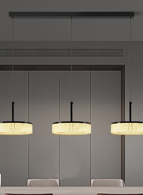 黑色餐厅吊灯现代简约三头餐厅灯2026年新款感极简树脂吧台餐桌灯