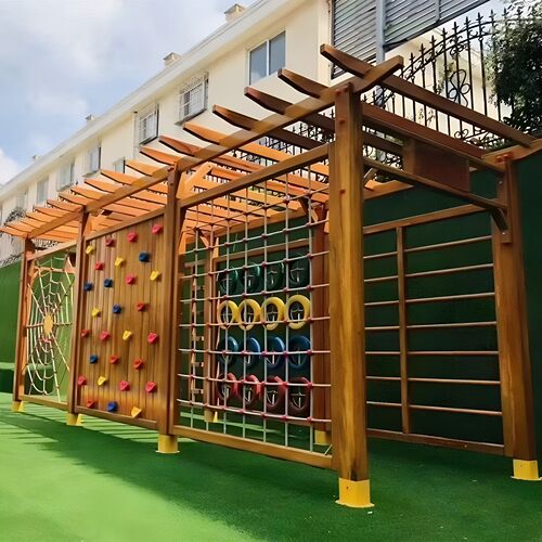 幼儿园户外木制攀爬大型