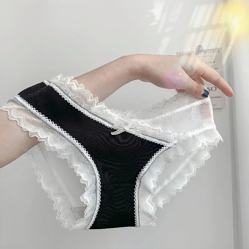 日系纯棉裆透气蕾丝边女三角裤