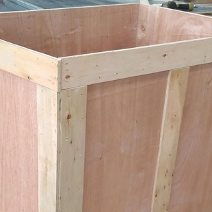 厂家供应定制免熏蒸木箱包装木箱免熏蒸木箱钢带木箱.包装钢边箱