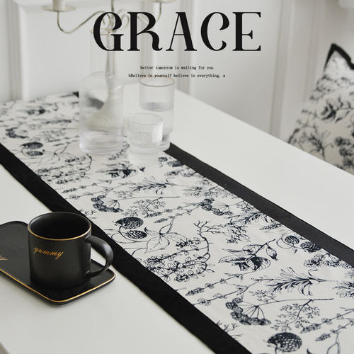 法式桌旗高级感复古黑o白轻奢餐桌布艺中I间长条斗柜盖巾奶油风床