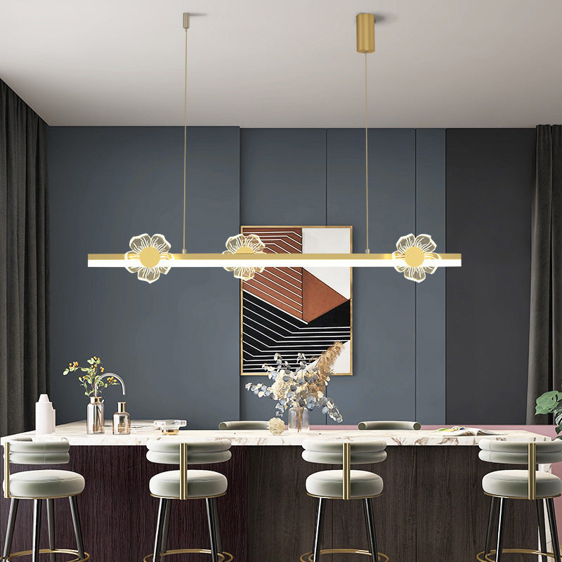 蝴蝶花朵餐厅吸顶吊灯2025新款现代灯具轻奢创意餐桌吧台咖啡厅灯