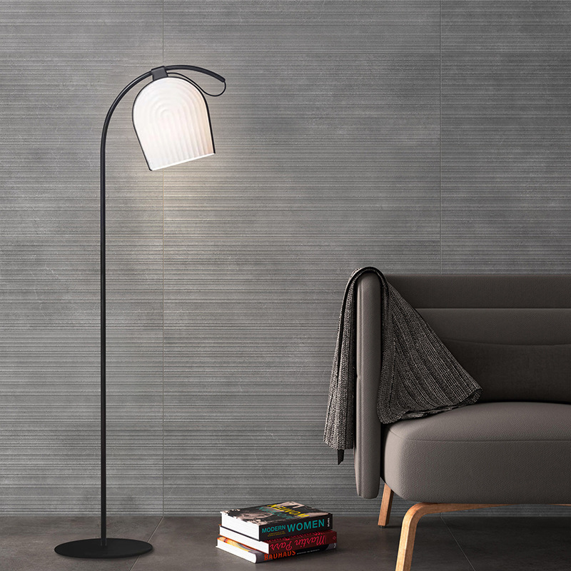 北欧个性沙发地灯现代简约设计师款卧室书房样板间落地灯
