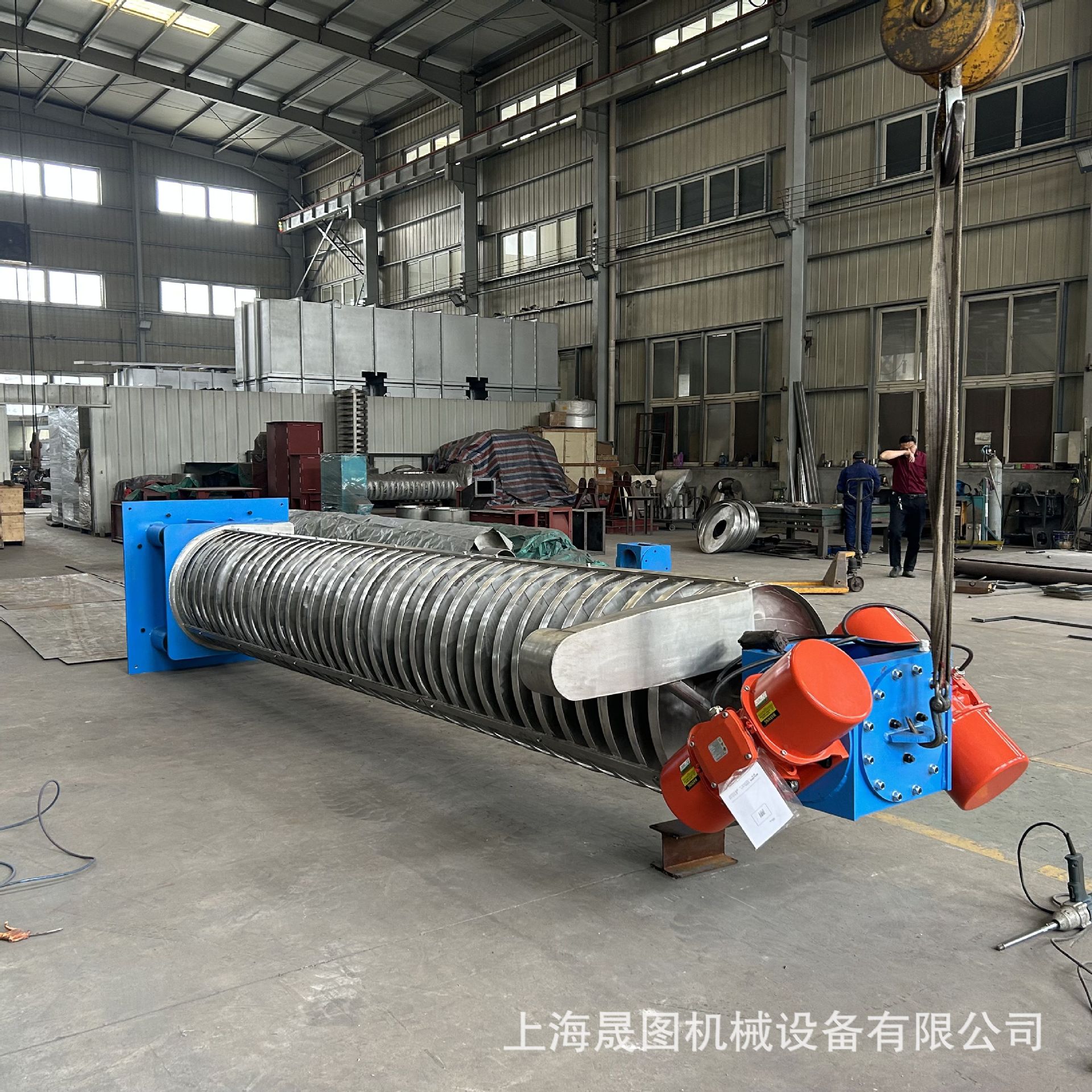 晟图水循环冷却振动提升机 风冷垂直输送设备