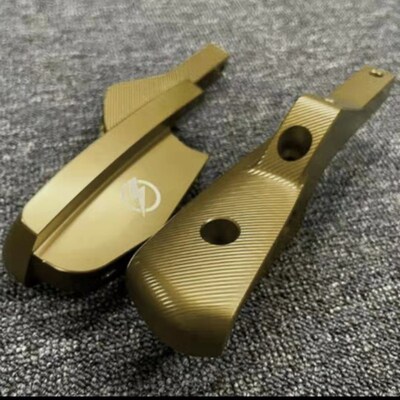 适用比亚b乔Vespa摩托车GTS改装后脚踏盖GTV铝合金多色6日脚蹬脚