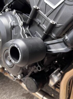 适用铃木 GSX-S1000GT 2022-2023年 改装车身防摔球Z发动机保险杠