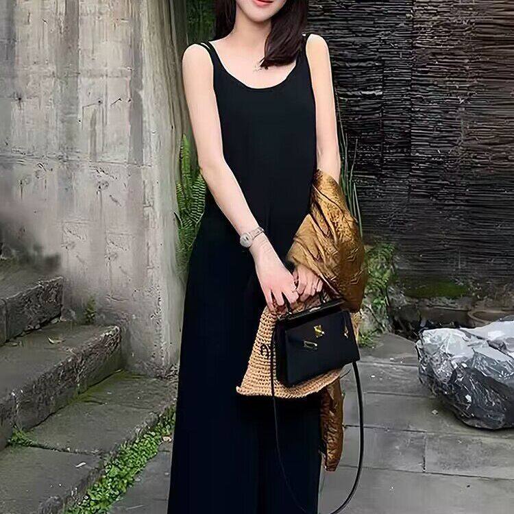 休闲黑色背心连衣裙女2026夏季气质百搭宽松显瘦内搭打底无袖长裙