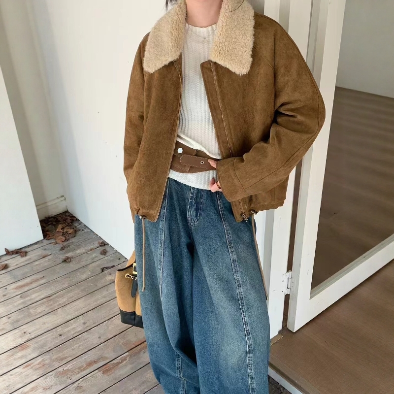 羊羔毛翻领麂皮绒外套女