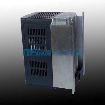 南方利鑫7.5kw220v转380v变频器单相转R三相电机调速控制器