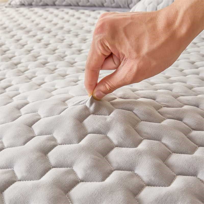 类床褥三件e套学生宿舍床单0.9刺绣卡通床垫保护套可折叠席子通用