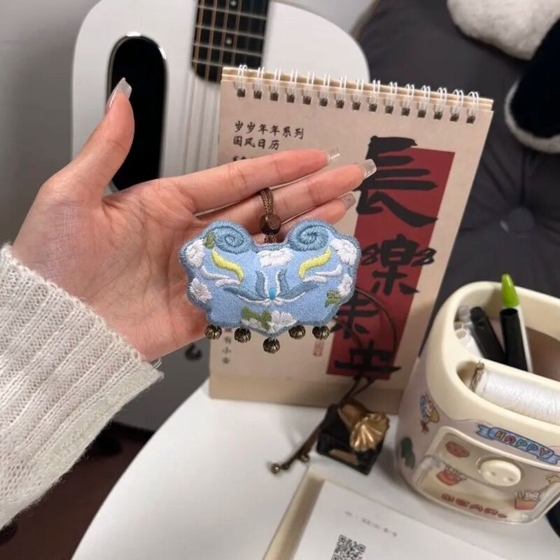 手工DIY如意锁钥匙扣荷花香囊车挂材料包七夕情人节男友浪漫礼物