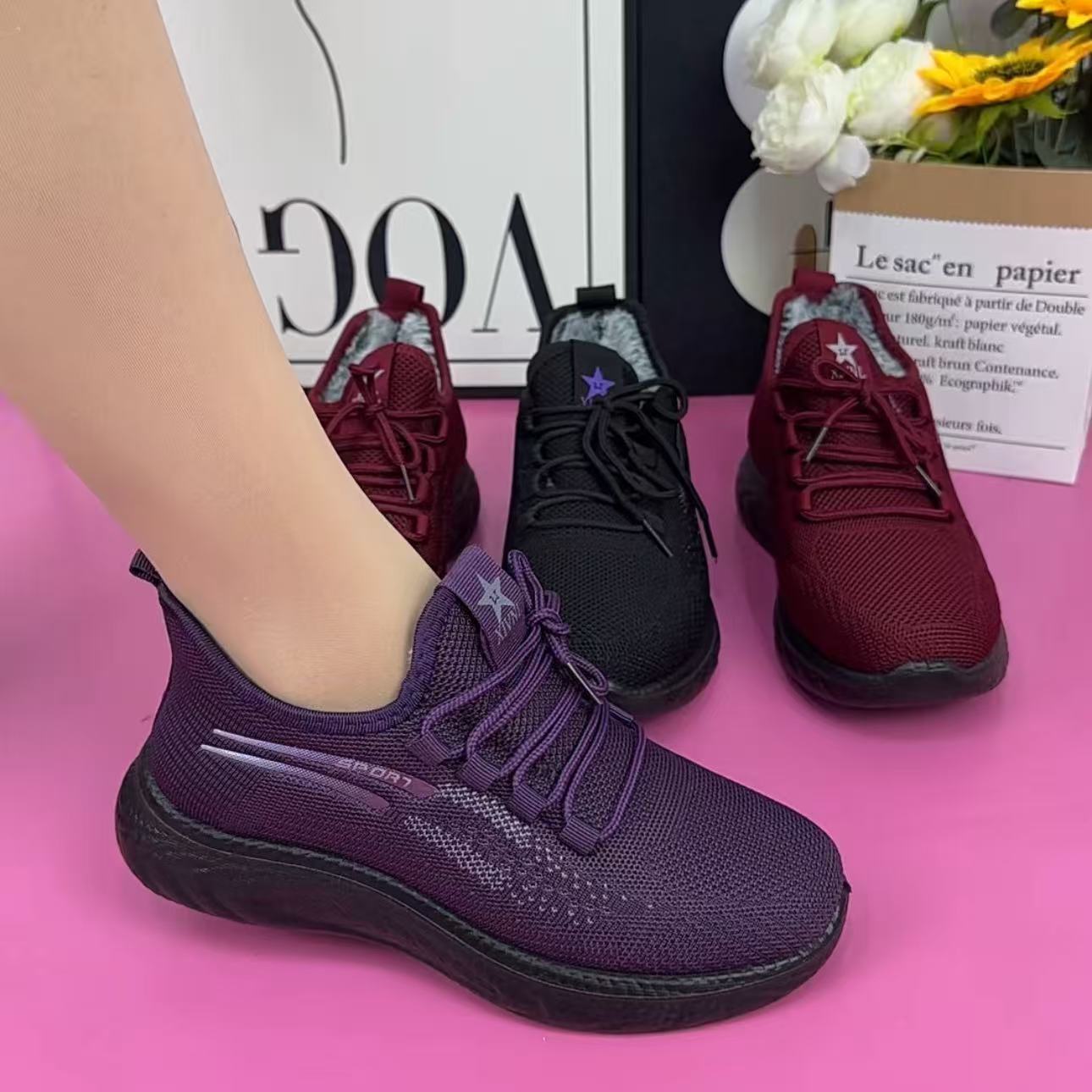 老北京布鞋冬季新款轻便透气网面鞋男士女士中老年情侣休闲运动鞋