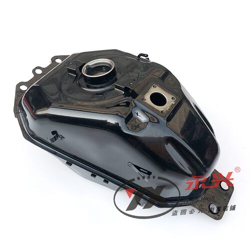 适用倍力尼机车配件红m宝龙BJ150-29B电喷150-29A油箱汽油燃油壶