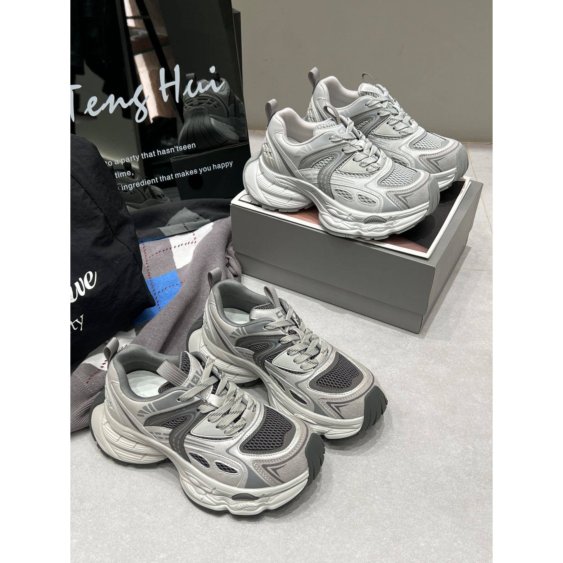 2026早春新款真皮复古时尚老爹鞋百搭运动休闲鞋女鞋厚底增高系带