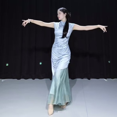 喜雨古典舞演出服青花瓷苏州慢古典舞旗袍套装立春冰丝弹力旗袍裙