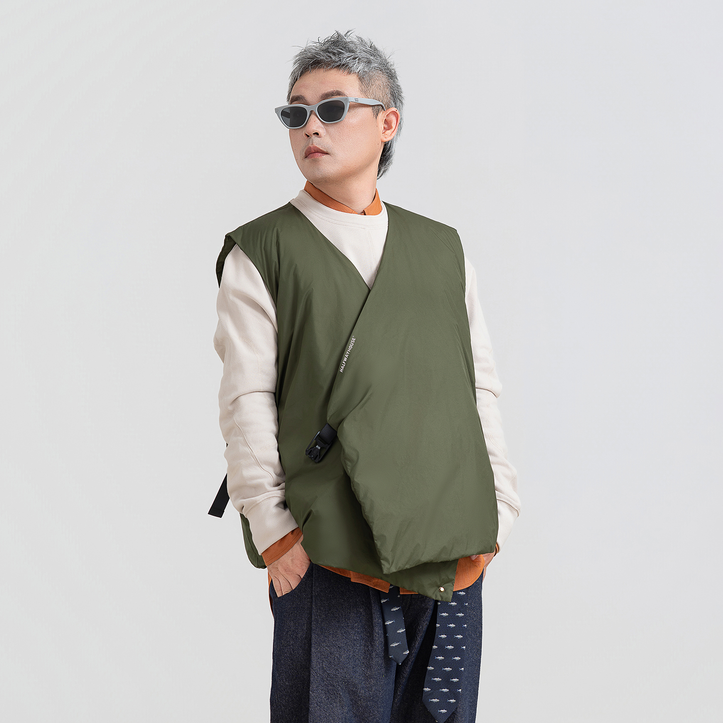 HalfwayHouse不规则结构羽绒马甲