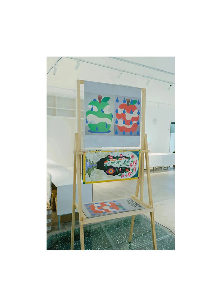 Stock Bigger Paper Large Art Illustration Magazine - Product image 2