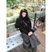 半身裙套装 复古牛角扣连帽斗篷外套 内搭上衣 小众古早气质三件套