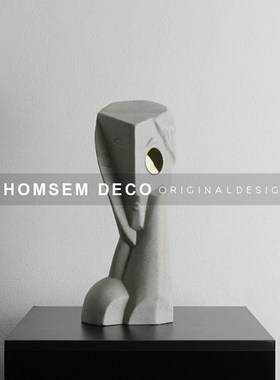 北欧现代样板房间轻奢长发者软装雕塑家L居售楼处工艺品创意摆件