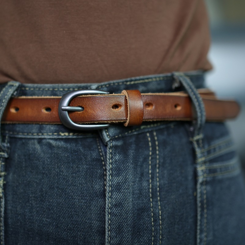 日本品质皮带女真皮头层纯牛皮针扣式牛仔裤带棕色百搭装饰配裙细