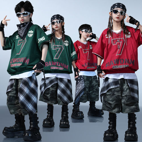 儿童街舞演出服夏季男女童嘻哈hiphop套装美式7字上衣迷彩中裤酷