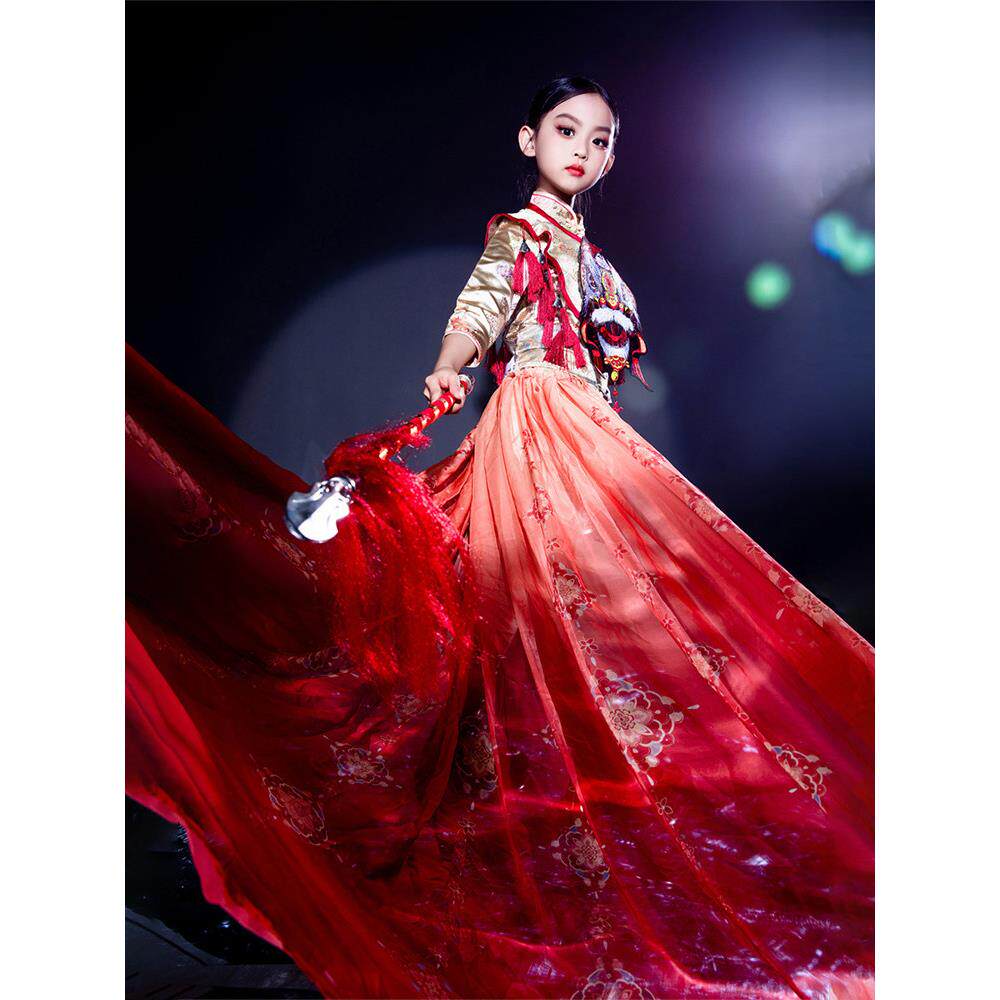 女童旗袍中国风走秀东方醒狮卧虎藏龙主题礼服拖尾少儿模特表演服