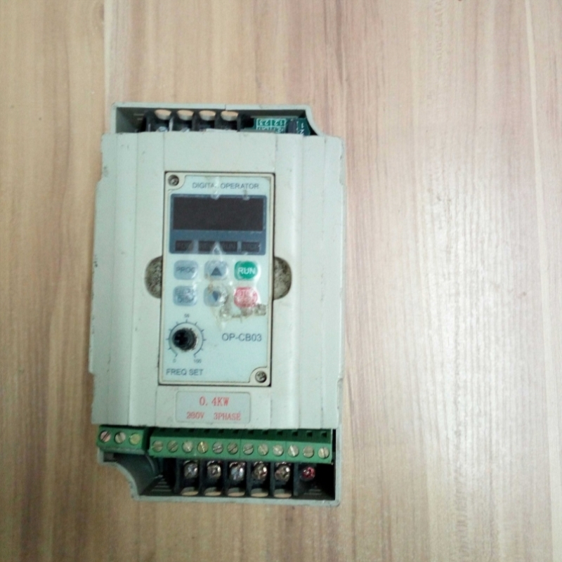 议价变频器 TLC2-04C 220V 400W 0.4KW 包好