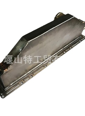 6CTAA8.3襄阳柴油机商用车中冷器3924731