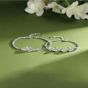 槲寄生情侣手链男女一对新款轻奢简约锆石树藤枝手镯纪念生日礼物