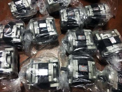 极速远山新源f65 75轮式挖土机 液压齿轮泵 天津 行走泵高压油泵