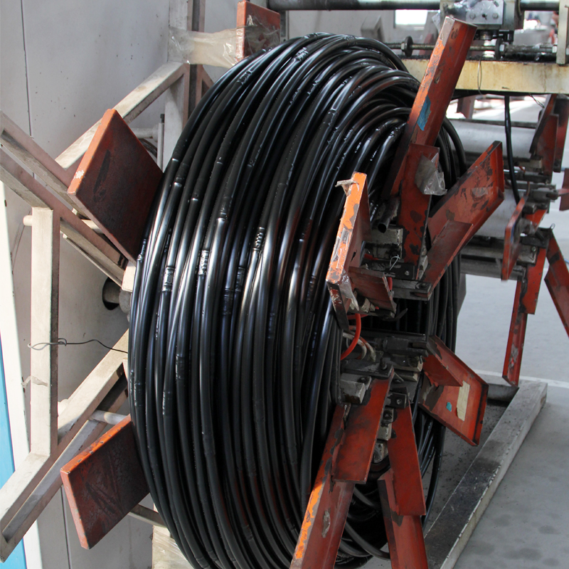 极速16PE内镶圆柱滴灌s管草莓滴水管农业果树大棚浇水管节水灌溉