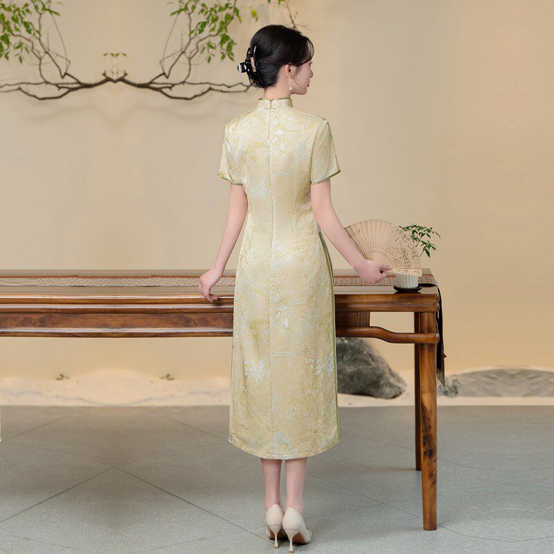 新品高考旗袍黄色奥黛新中v式连衣裙小个子妈妈春夏季女装遮肚子