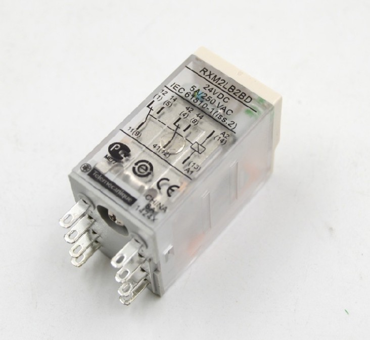 中间继电器 RXM4 RXM2LB2BD P7 小型继电器 AC230VY DC24V