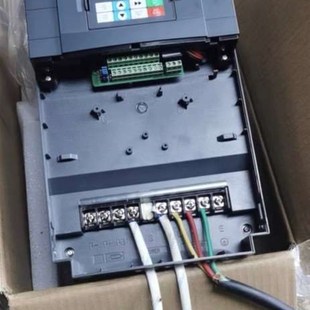 单相22c0转三相380变频器5.5kw实物如图祇有一台