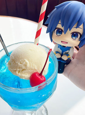 喵喵预订    Look Up VOCALOID 巡音流歌 KAITO 摆件