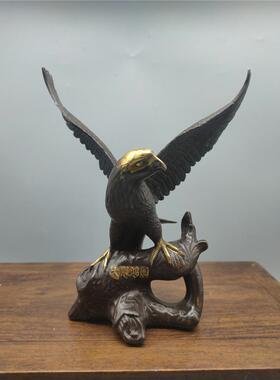 爆款黄铜老鹰黄铜鹰站树桩鹰展翅鹰紫铜色鹰家居装饰工艺品摆件