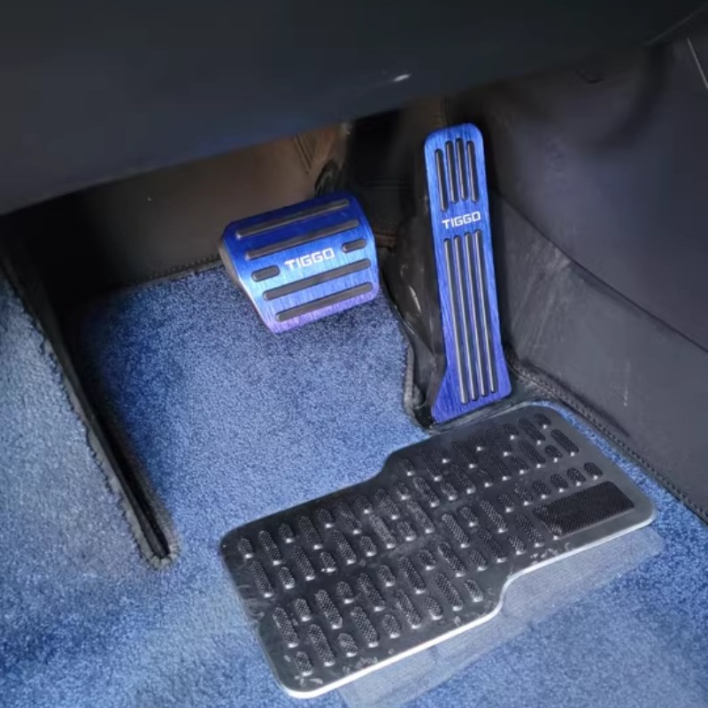 适用于24年TIGGOo JAECOO J7油门踏板改装脚踏板防滑垫内装配件