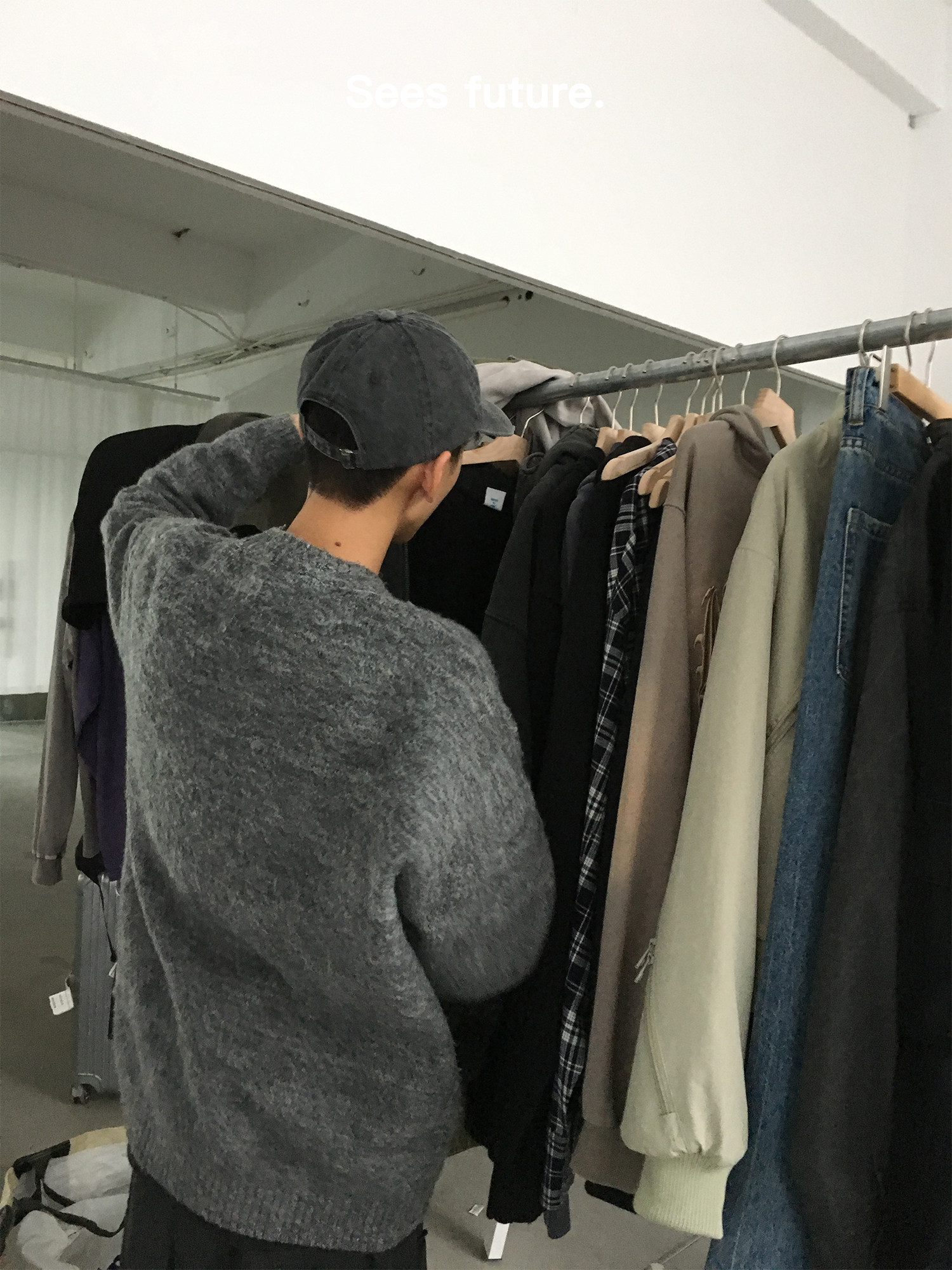 SEESFUTURE SLOUCHY MOHAIR SWEATER FALL|WINTER THICKENED KNIT WARM VINTAGE CREW NECK CARDIGAN FOR MEN AND WOMEN