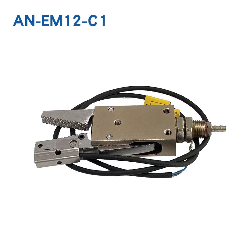 定制机械手夹具冶具单p动气动带传感器双动气缸注塑机配件水口夹