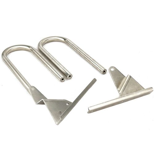 适用凯越40e0/500X改装边箱不锈钢保险杠525X防摔尾箱保护杆加厚